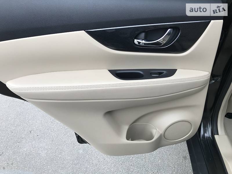 Позашляховик / Кросовер Nissan Rogue 2014 в Києві