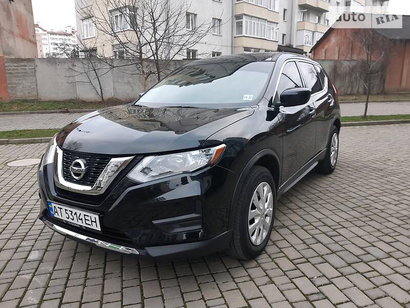 Позашляховик / Кросовер Nissan Rogue 2016 в Івано-Франківську