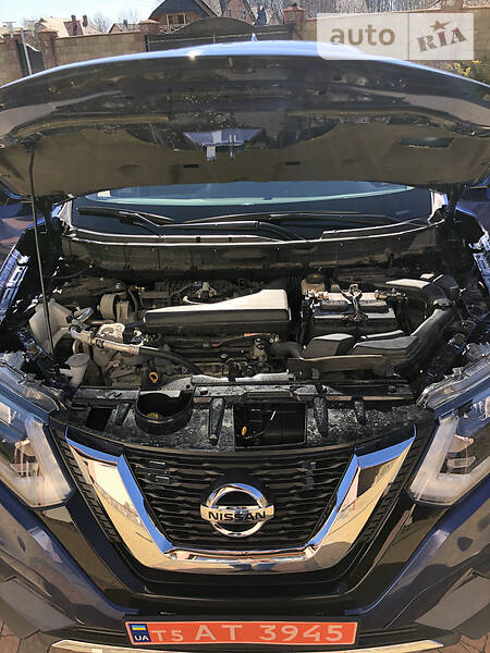 Позашляховик / Кросовер Nissan Rogue 2018 в Львові