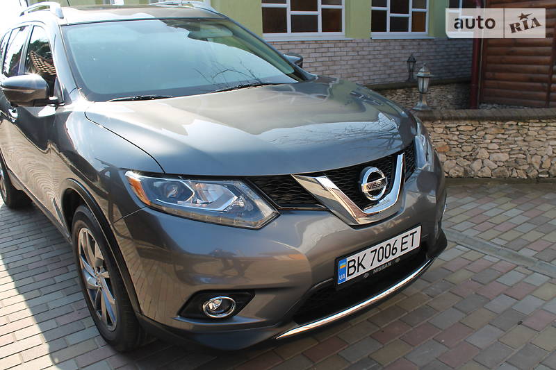 Позашляховик / Кросовер Nissan Rogue 2015 в 