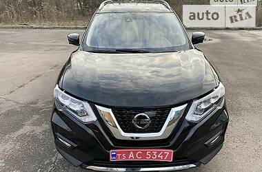 Внедорожник / Кроссовер Nissan Rogue 2017 в Львове