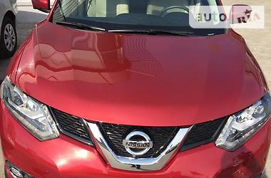Позашляховик / Кросовер Nissan Rogue 2016 в 