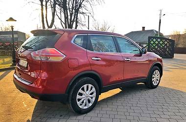 Внедорожник / Кроссовер Nissan Rogue 2015 в Полтаве