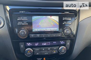 Позашляховик / Кросовер Nissan Rogue 2014 в 