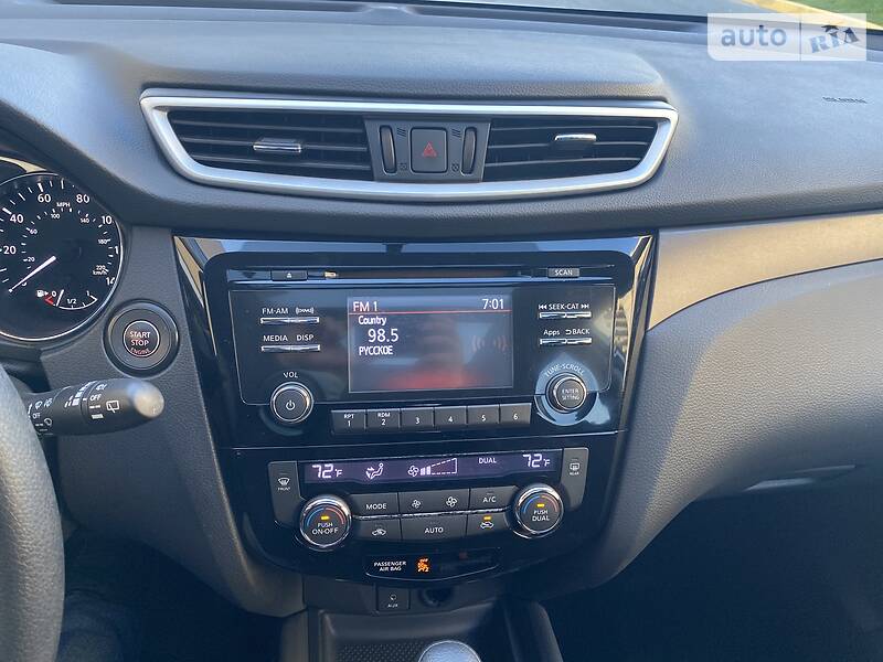 Позашляховик / Кросовер Nissan Rogue 2014 в Києві