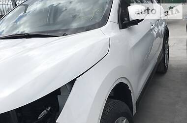Позашляховик / Кросовер Nissan Rogue 2017 в 
