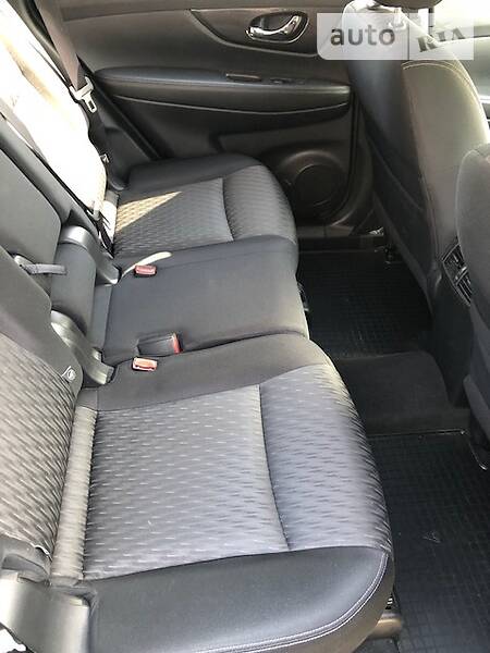 Позашляховик / Кросовер Nissan Rogue 2017 в Дніпрі