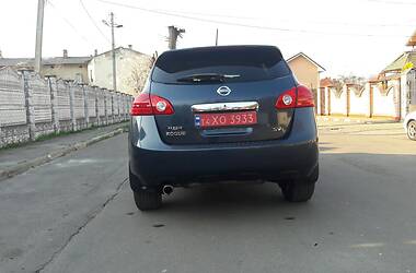 Позашляховик / Кросовер Nissan Rogue 2013 в 