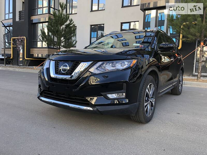 Позашляховик / Кросовер Nissan Rogue 2017 в Києві