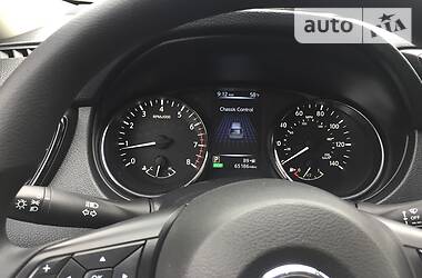 Позашляховик / Кросовер Nissan Rogue 2017 в 