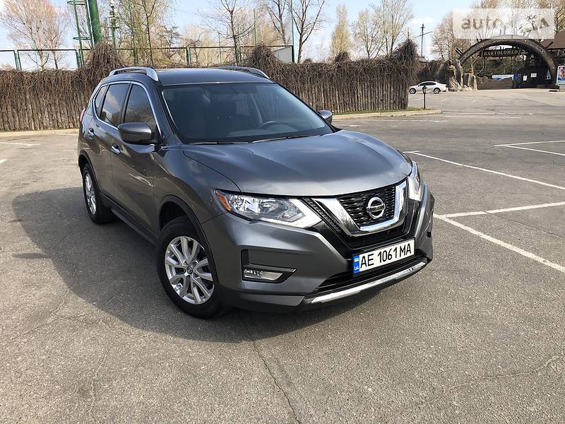Позашляховик / Кросовер Nissan Rogue 2017 в Дніпрі