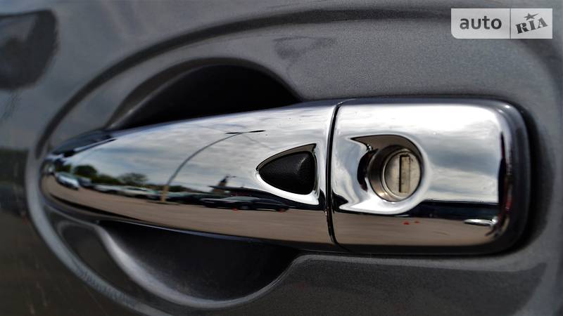 Позашляховик / Кросовер Nissan Rogue 2017 в Харкові