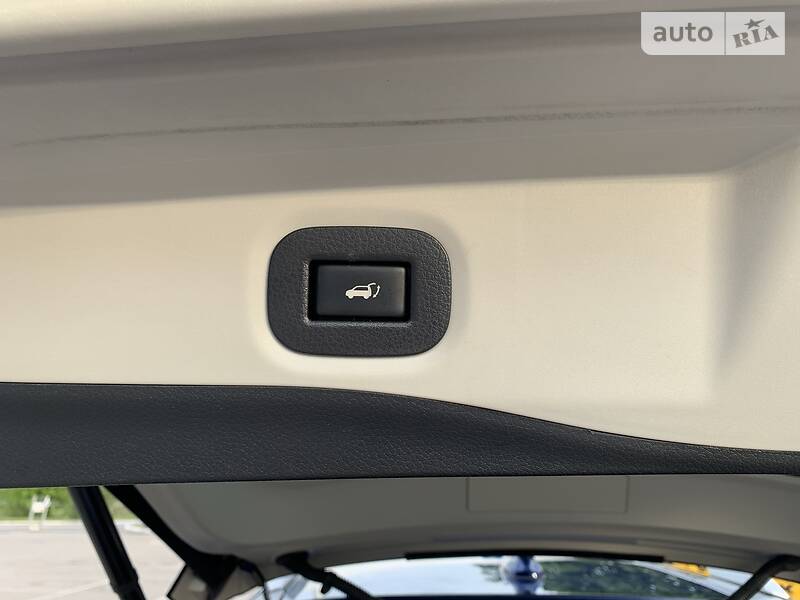 Позашляховик / Кросовер Nissan Rogue 2017 в Дніпрі фото 27 Позашляховик / Кросовер Nissan Rogue 2017 в Дніпрі