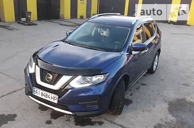 Позашляховик / Кросовер Nissan Rogue 2017 в 