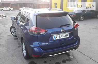 Позашляховик / Кросовер Nissan Rogue 2017 в 