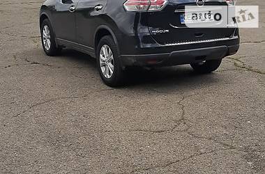 Внедорожник / Кроссовер Nissan Rogue 2015 в Черновцах