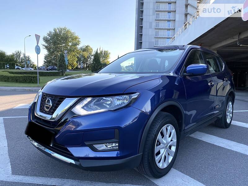 Позашляховик / Кросовер Nissan Rogue 2018 в Києві