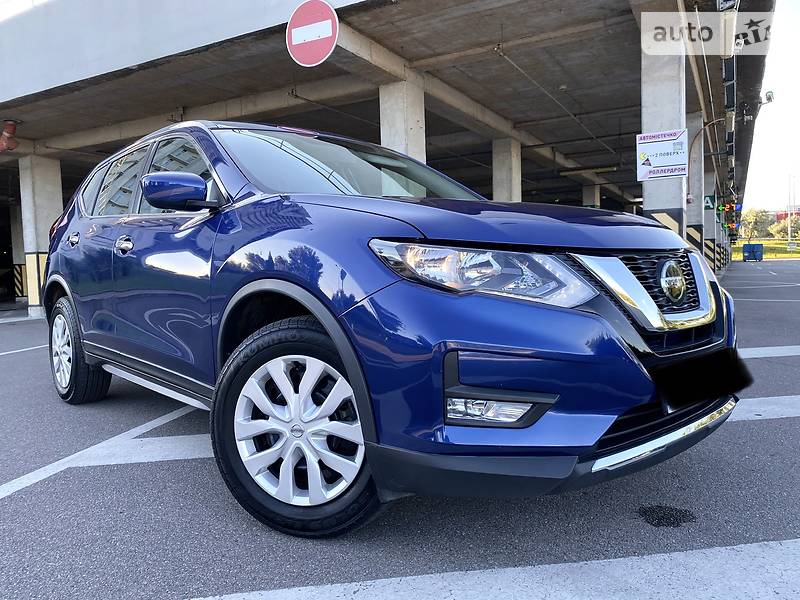 Позашляховик / Кросовер Nissan Rogue 2018 в Києві