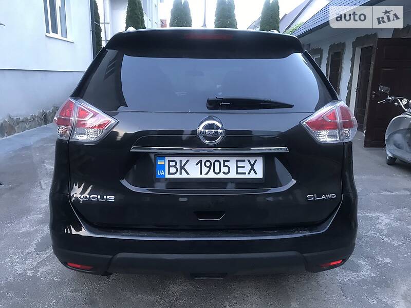 Позашляховик / Кросовер Nissan Rogue 2016 в Києві