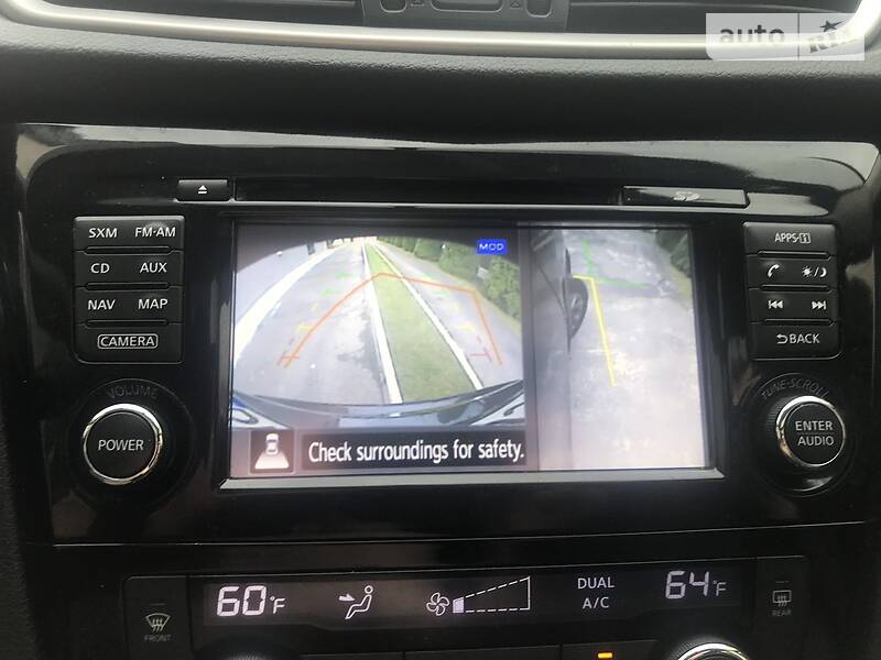 Позашляховик / Кросовер Nissan Rogue 2016 в Києві