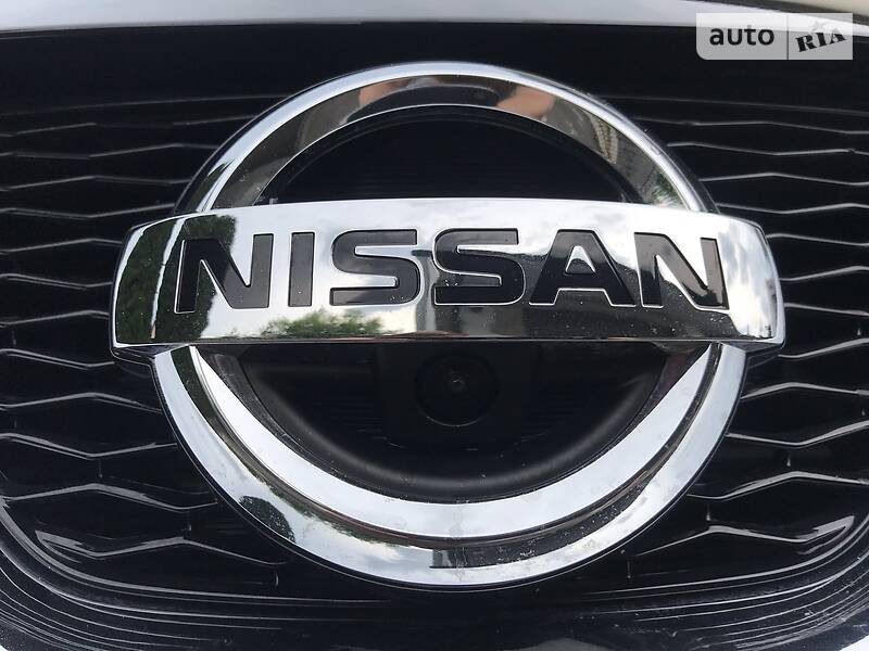 Позашляховик / Кросовер Nissan Rogue 2016 в Києві