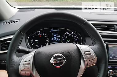 Внедорожник / Кроссовер Nissan Rogue 2015 в Калуше