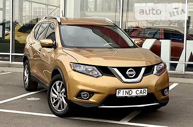 Позашляховик / Кросовер Nissan Rogue 2014 в 
