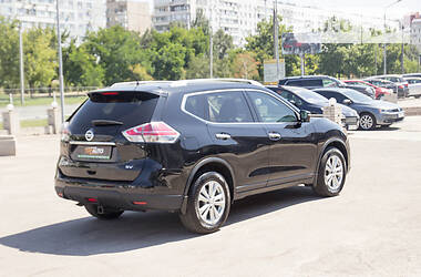 Внедорожник / Кроссовер Nissan Rogue 2014 в Запорожье