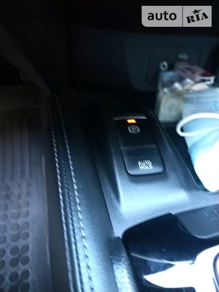 Позашляховик / Кросовер Nissan Rogue 2018 в Ірпені