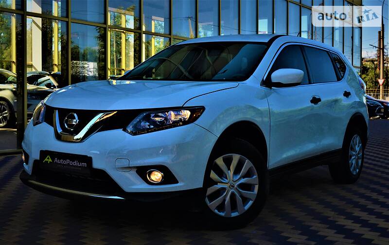 Внедорожник / Кроссовер Nissan Rogue 2016 в Николаеве