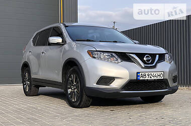 Внедорожник / Кроссовер Nissan Rogue 2015 в Виннице