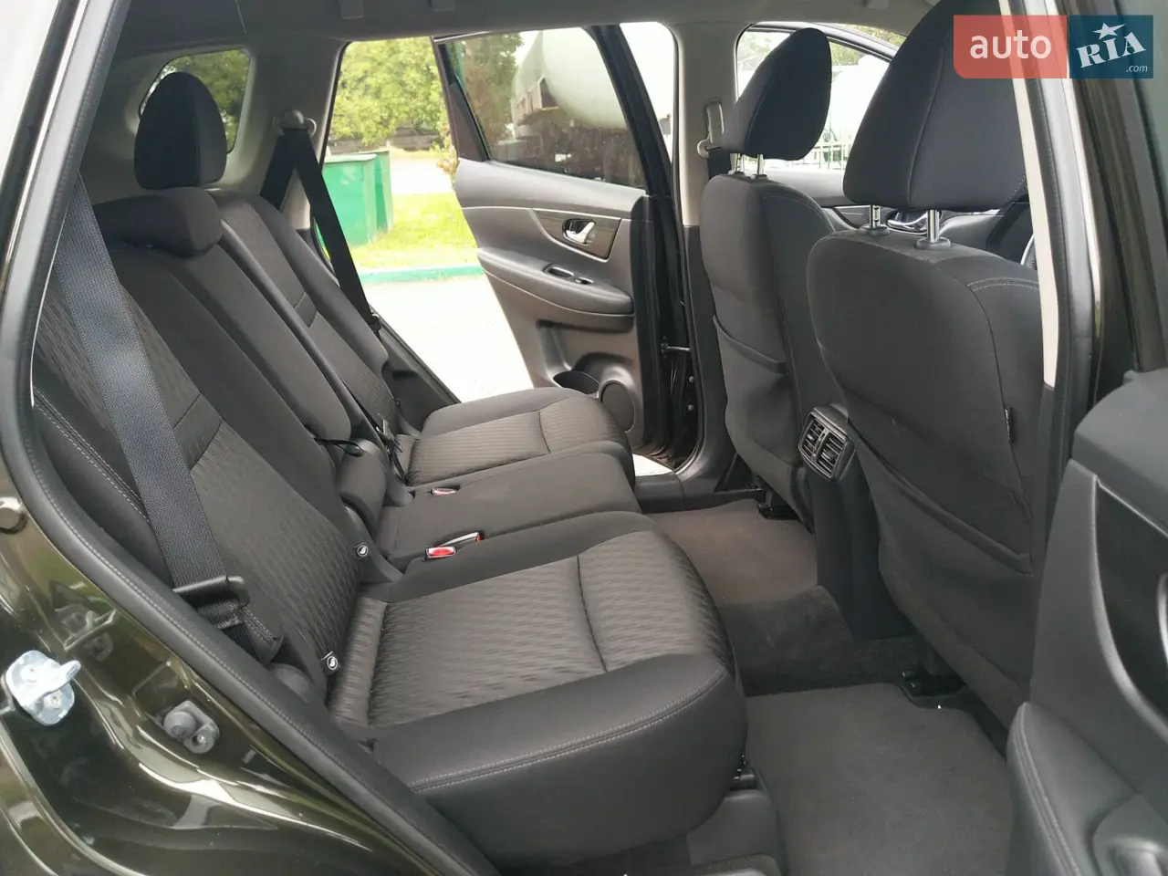 2016 Nissan Rogue - мініатюра 9