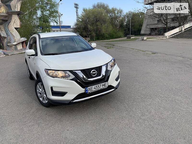 Позашляховик / Кросовер Nissan Rogue 2016 в Дніпрі