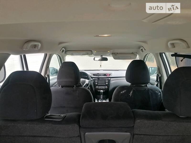 Позашляховик / Кросовер Nissan Rogue 2016 в Києві