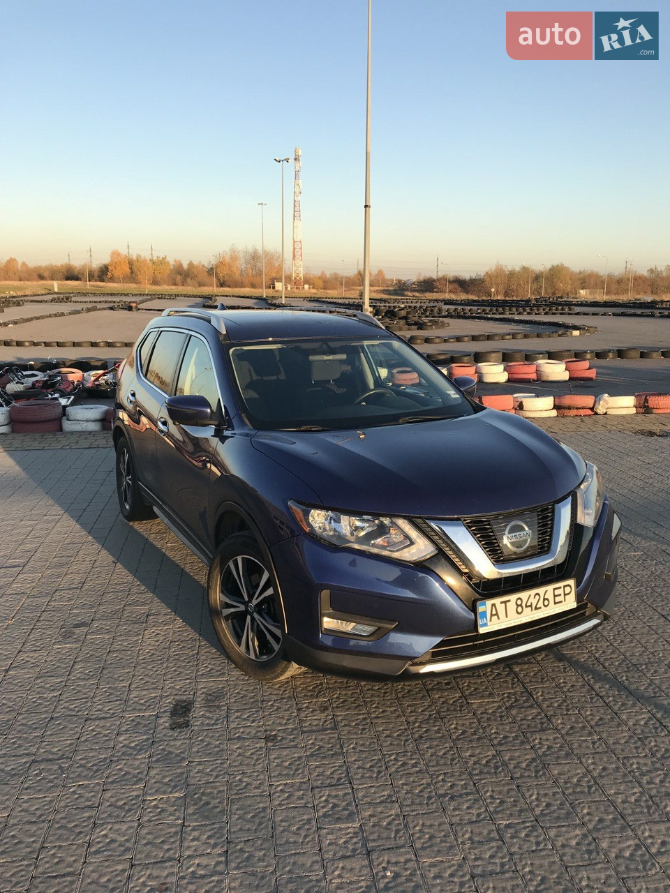 2017 Nissan Rogue - мініатюра 3