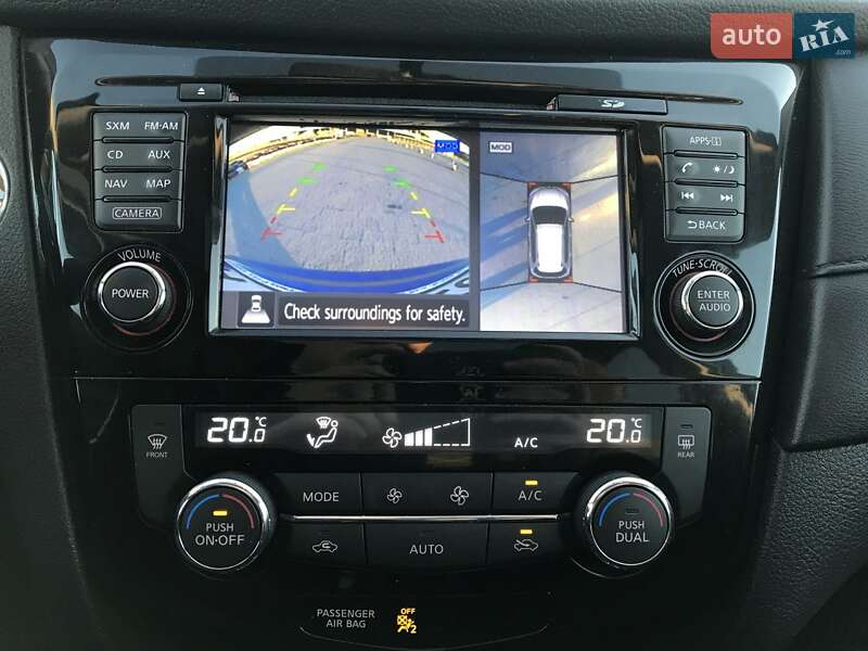 Внедорожник / Кроссовер Nissan Rogue 2017 в Львове