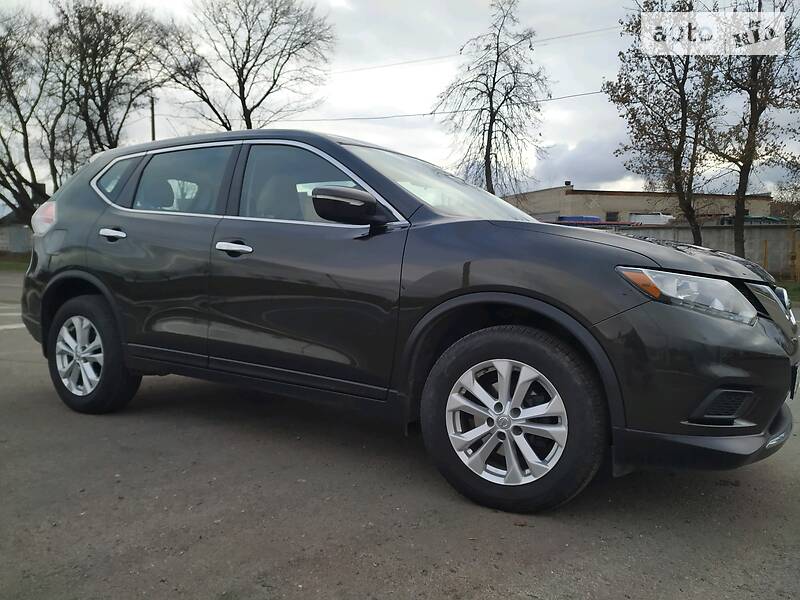 Позашляховик / Кросовер Nissan Rogue 2014 в Рівному