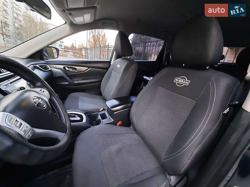 Позашляховик / Кросовер Nissan Rogue 2015 в Хмельницькому