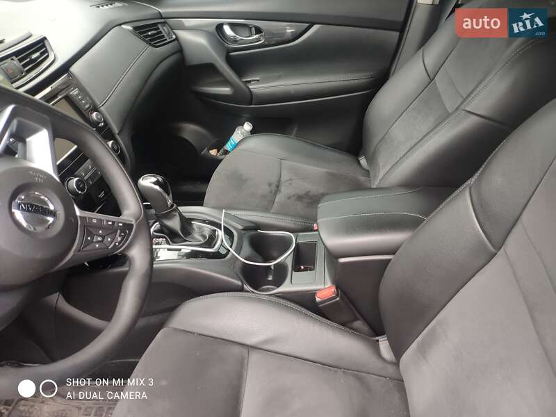 Позашляховик / Кросовер Nissan Rogue 2018 в Івано-Франківську