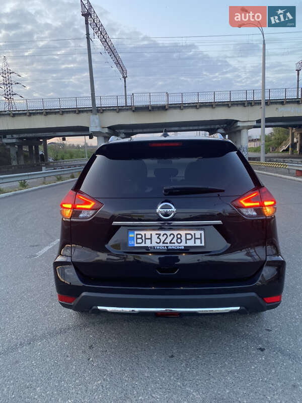 Позашляховик / Кросовер Nissan Rogue 2017 в Одесі