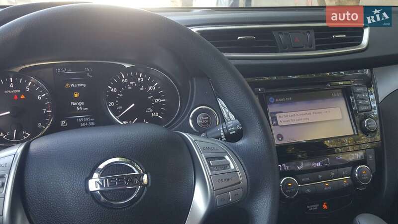Позашляховик / Кросовер Nissan Rogue 2014 в Бучачі