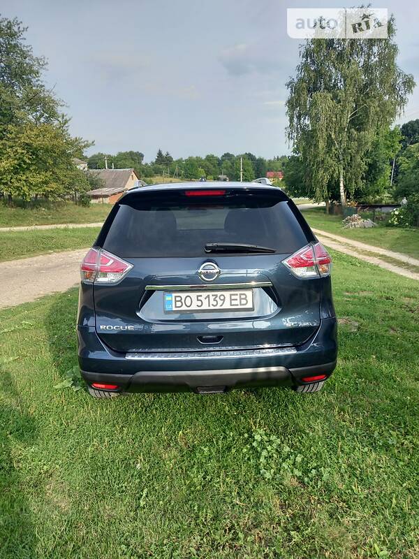 Позашляховик / Кросовер Nissan Rogue 2015 в Тернополі