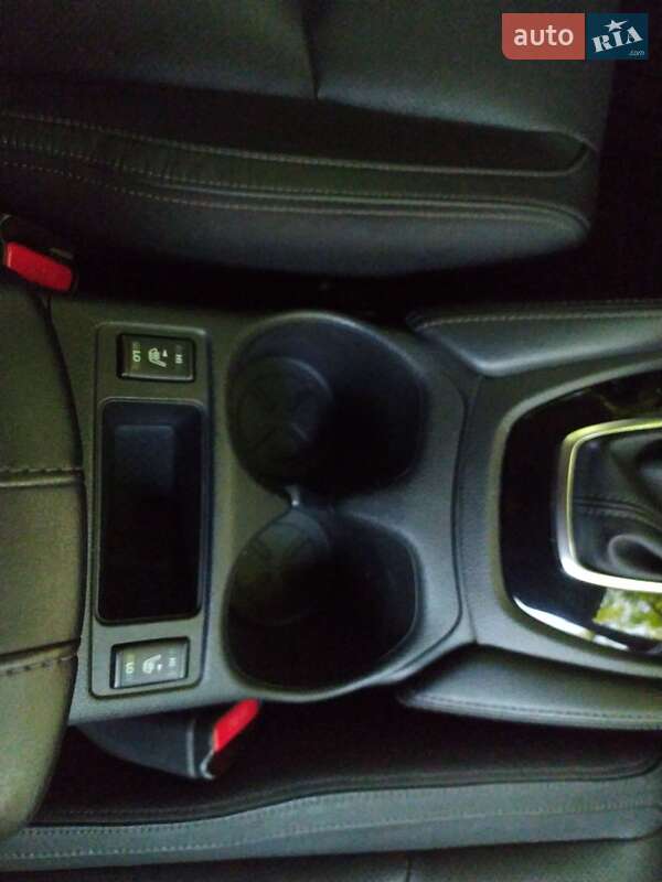 Внедорожник / Кроссовер Nissan Rogue 2018 в Кропивницком