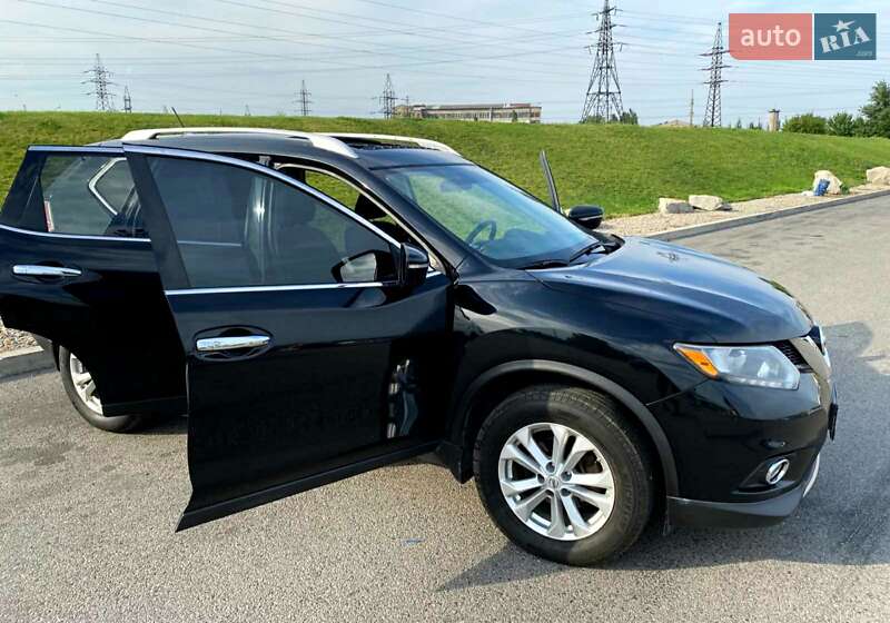 Внедорожник / Кроссовер Nissan Rogue 2014 в Днепре