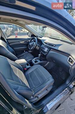 Внедорожник / Кроссовер Nissan Rogue 2016 в Киеве
