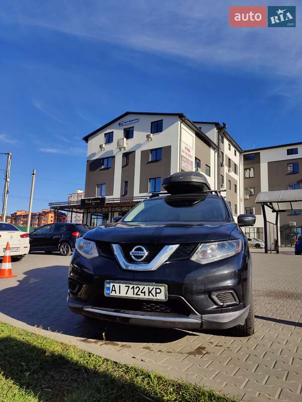 Внедорожник / Кроссовер Nissan Rogue 2016 в Киеве