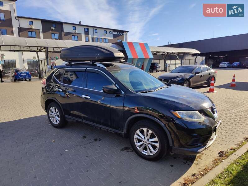Внедорожник / Кроссовер Nissan Rogue 2016 в Киеве