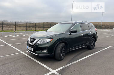 Внедорожник / Кроссовер Nissan Rogue 2018 в Ровно