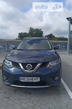 Внедорожник / Кроссовер Nissan Rogue 2015 в Виннице