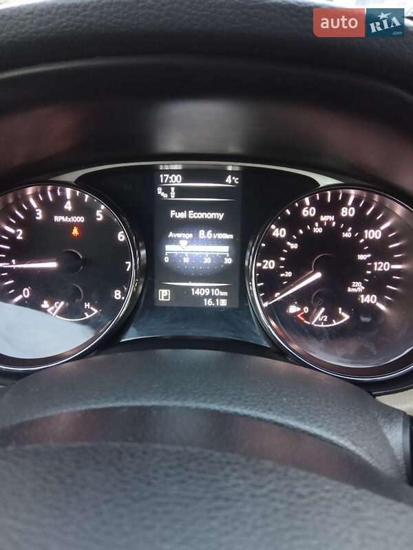 Внедорожник / Кроссовер Nissan Rogue 2015 в Чорткове